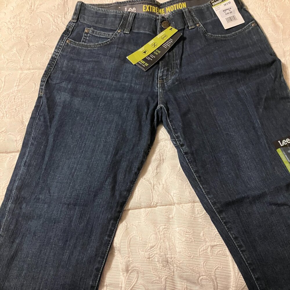 Men's Lee® Extreme Motion Straight-Leg Jeans, Dark Blue, Brand New With Tags